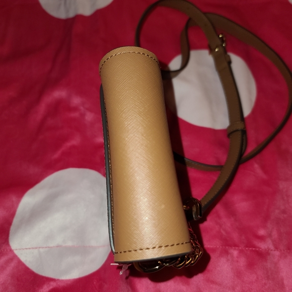 Michael Kors Crossbody - Picture 5 of 13